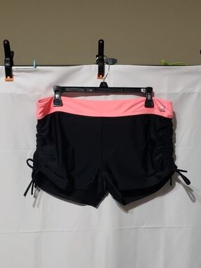 Women's ZeroXposur Swim/Board Shorts In Black With A Coral Waistband. Size: XL